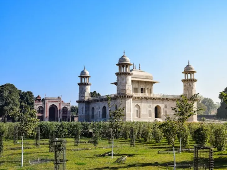 Agra Tour Packages