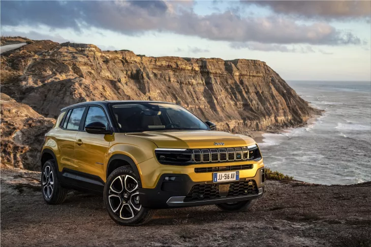 By 2025, Jeep will show off four fully electric SUVs